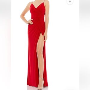 IEENA FOR MACDUGGAL RED GOWN WITH CRYSTAL STRAPS size 2